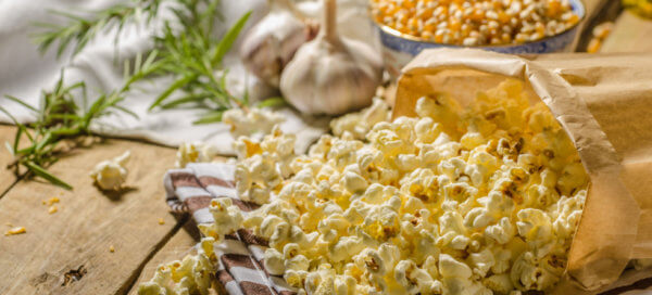 healthy-popcorn-toppings-woman